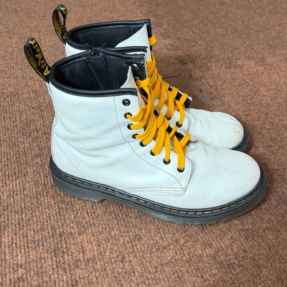 Dr. Martens 1460 J White Leather Lace Up Side Zip Boots Womens 5 Yellow Laces